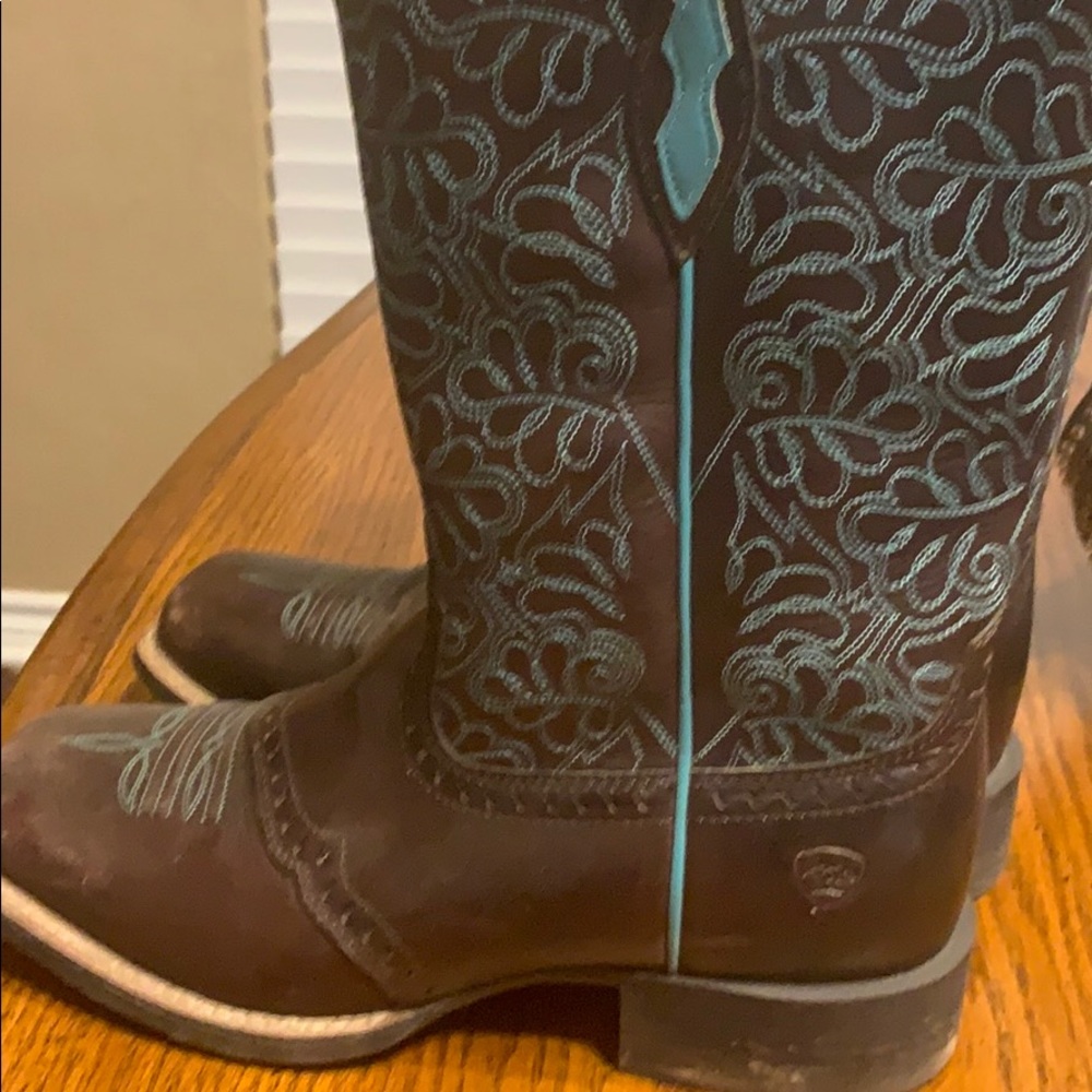 Arita women’s boots